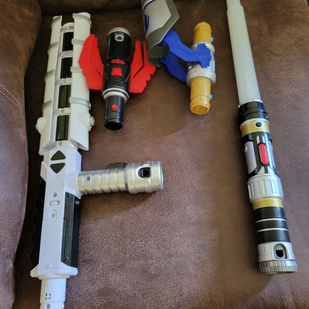 2016 Star wars Lucas films Blade Builder blaster gun 4pc